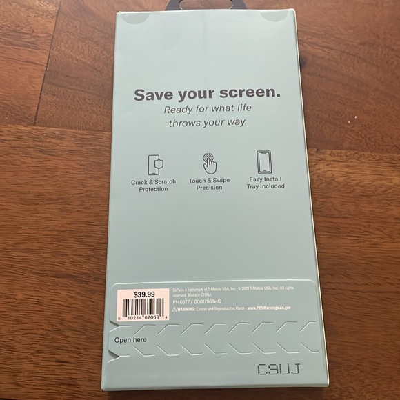 Tempered Glass Screen Protector for iPhone 13/13pro - Picture 2 of 2